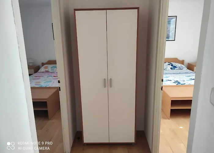 Дом отдыха House