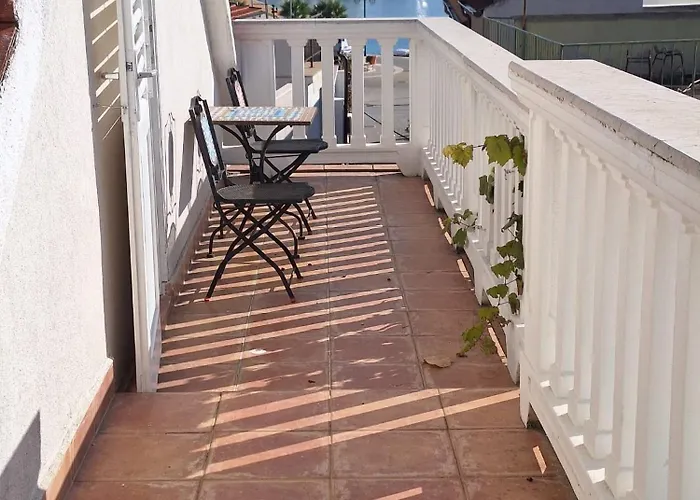 Дом отдыха House *